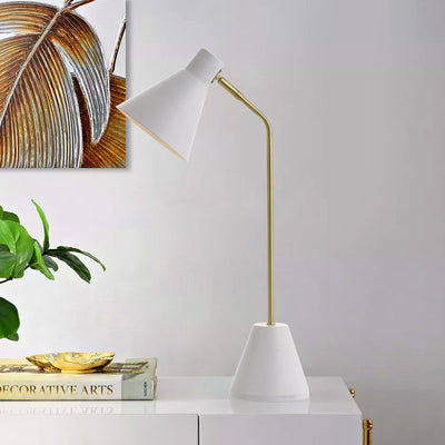 AMBIA Small Elegant Table Lamp — lifestyle
