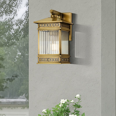 Avera Exterior Wall Light Small/Large — lifestyle
