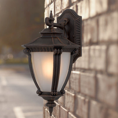Delfino Outdoor Wall Light 1Lt — lifestyle