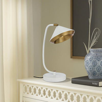 LARSON TABLE LAMP — lifestyle