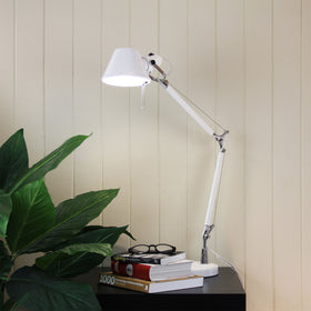 FORMA LAMP WHITE lifestyle