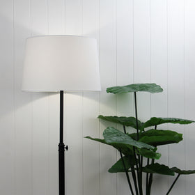 WINDSOR FLOOR LAMP lifestyle