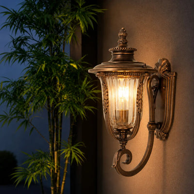 Ramiro 20Cm Exterior Wall Light Small — lifestyle