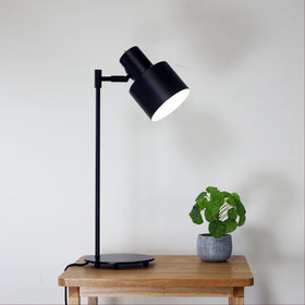 Oriel ARI DESK LAMP BK lifestyle