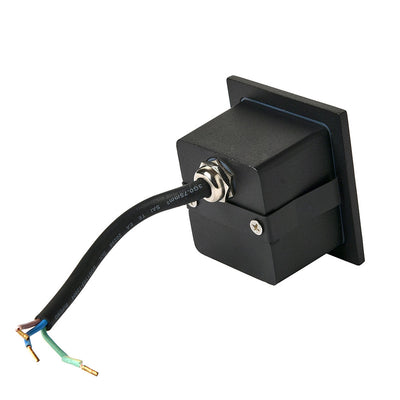Stan LED Step Light in Black or White